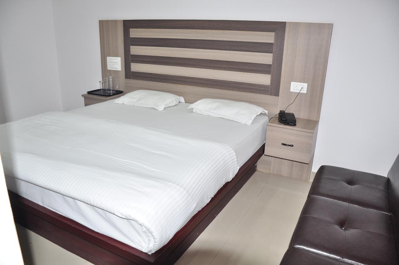 I Park Residency Hotel Bangalore Esterno foto